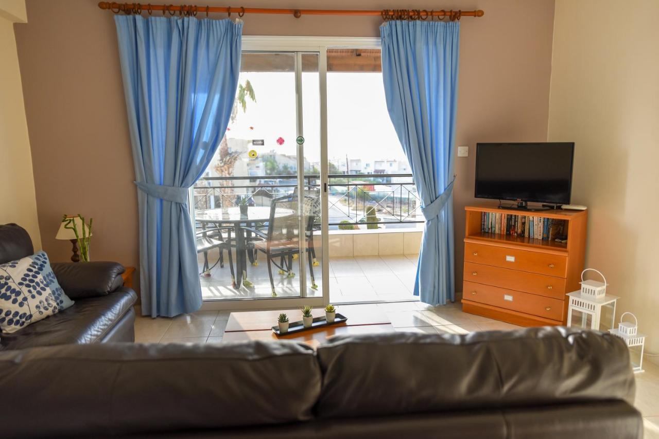 Melania Gardens Apartment 2 Paphos Exterior foto